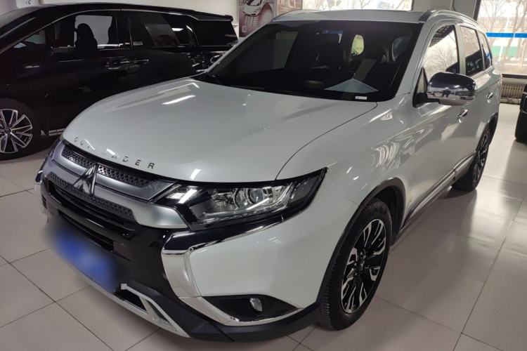 Used Mitsubishi Outlander 2020 2.0L Two-Wheel Drive Enjoyment Version 5 Seats