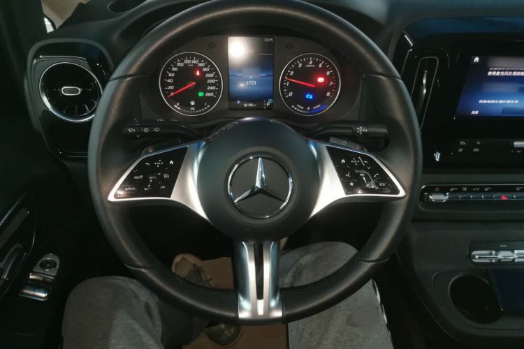 Used Mercedes-Benz Vito 2024 2.0T Business Version 7 Seats