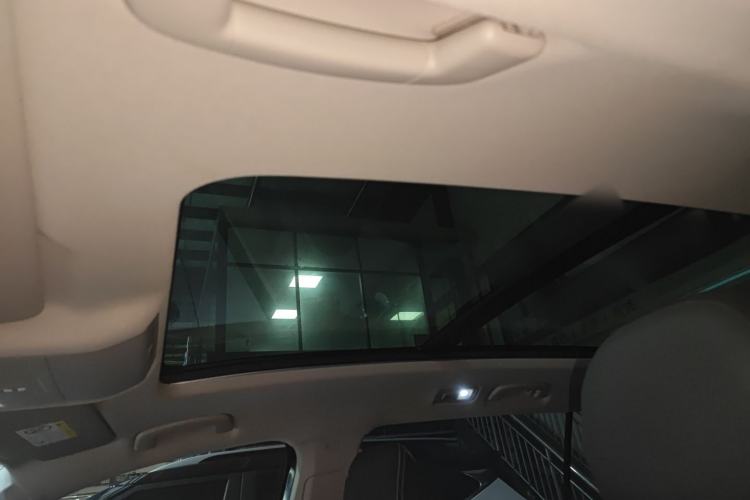 Used Volkswagen Tiguan L 2022 330TSI Automatic Two-Wheel Drive Smart Edition
