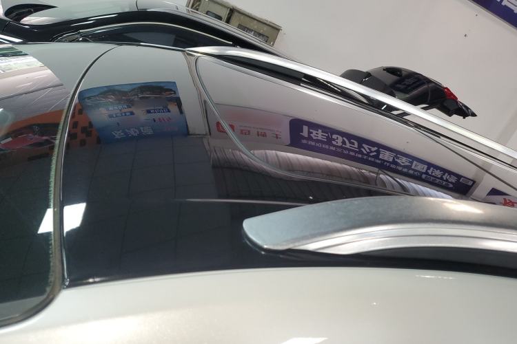 Used Ford Edge 2015 2.0T GTDi Two-Wheel-Drive High-Line Version