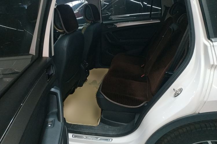 Used Volkswagen Tiguan L 2019 Revised 330TSI Automatic Two-Wheel Drive Smart & Luxury Edition China VI Standard
