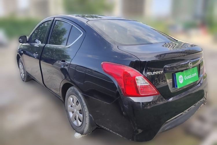 Used Nissan Sunny 2015 1.5XE Manual Comfort Edition
