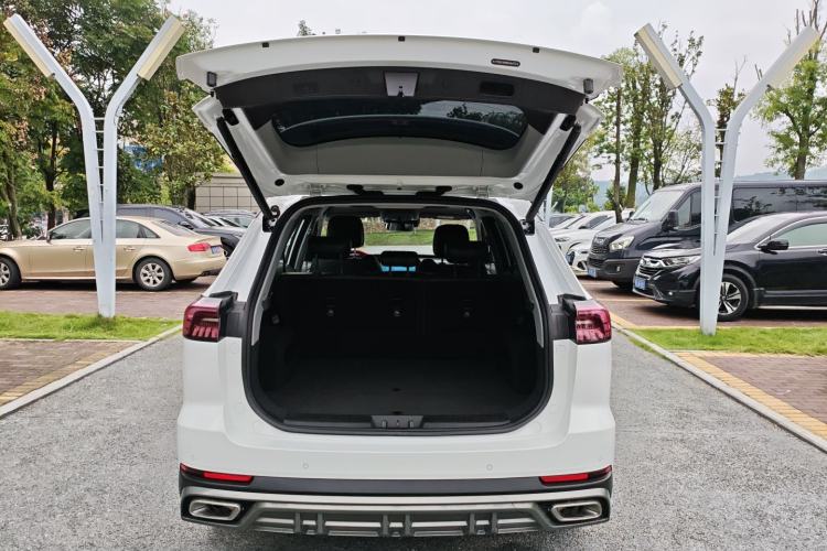 Used Chery Tiggo 8 PRO 2024 Champion Edition 290T Two-Wheel Drive Shining Version 5 Seats
