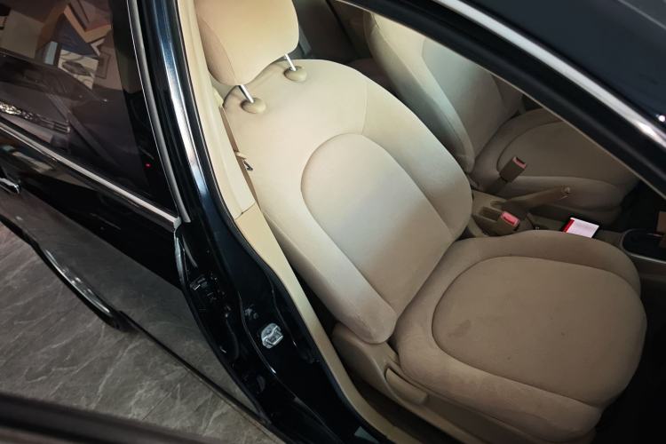 Used Nissan Sylphy 2012 Classic 1.6XE Automatic Comfort Edition
