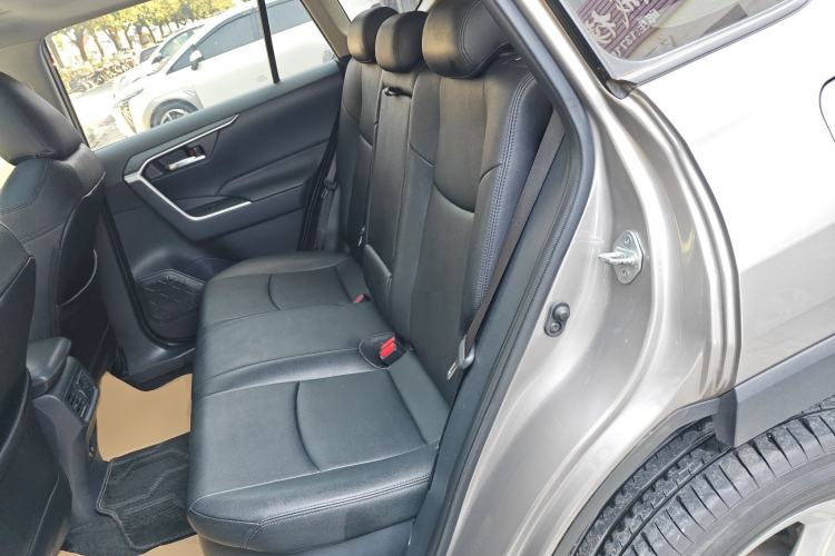 Used Toyota RAV4 2020 Dual-Engine 2.5L E-CVT Two-Wheel Drive Elite Edition