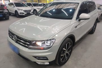 Used Volkswagen Tiguan L 2019 Revised 330TSI Automatic Two-Wheel Drive Smart & Luxury Edition China VI Standard