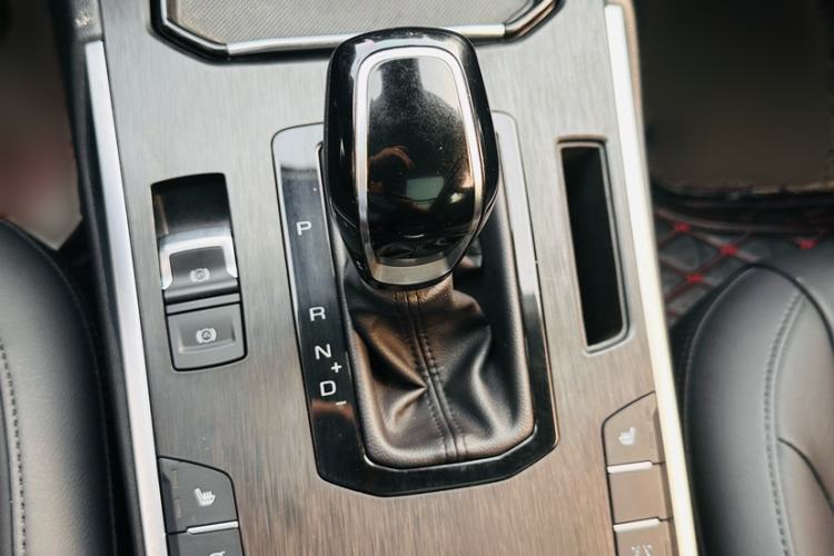 Used Wey VV7 2017 2.0T Flagship Edition
