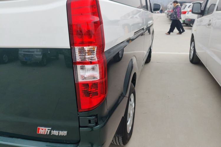 Used SRM New Haishi X30L 2025 1.5L Wealth Edition Minibus 5/6/7 Seats No Air Conditioning Double Doors
