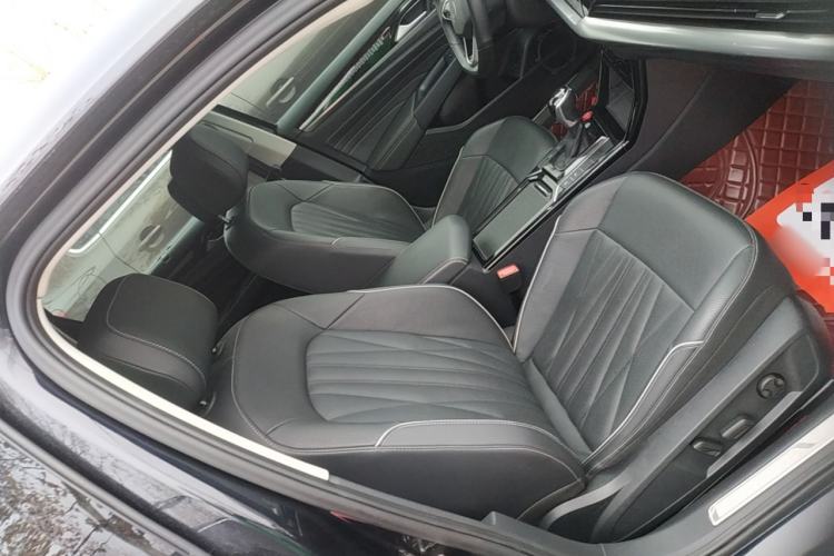 Used Volkswagen Passat 2023 Restyled 330TSI Starry Luxury Edition
