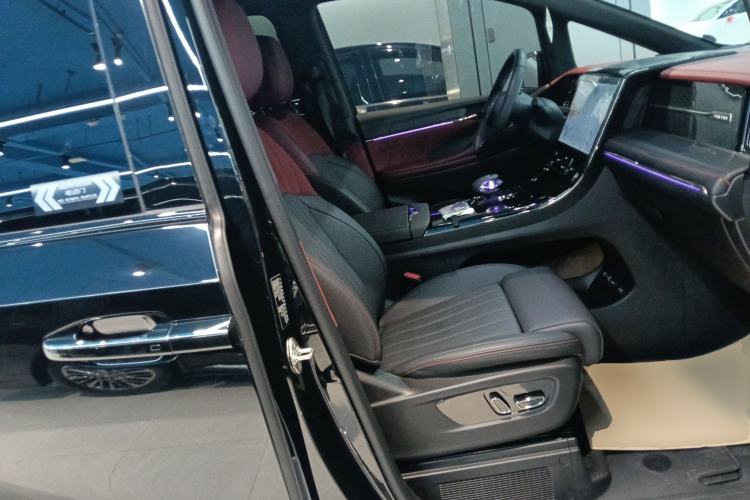 Used GAC Trumpchi M8 2025 Zongshi Series Super Hybrid Edition
