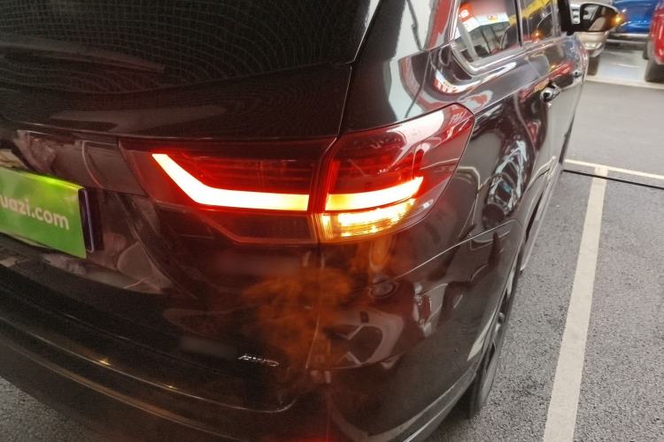 Used Toyota Highlander 2018 2.0T Four-Wheel Drive Knight Edition 7 Seats China VI Standard
