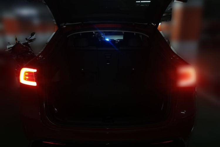 Used Tesla Model Y 2021 Long-Range All-Wheel-Drive Version 3D7