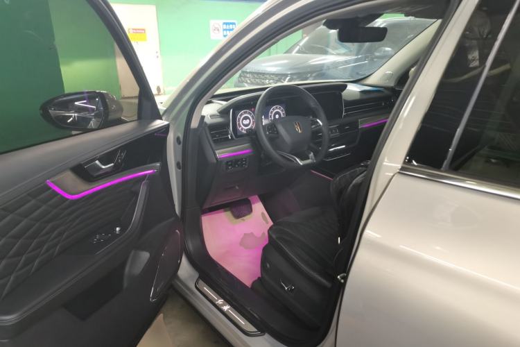 Used Hongqi HS5 2022 Facelifted Version 2.0T Smart Connect Flagship All-Wheel-Drive Edition
