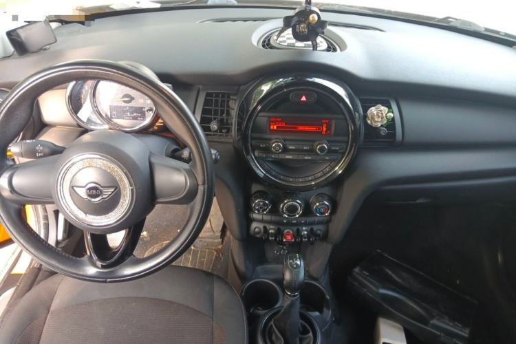 Used  MINI 2014 1.2T ONE
