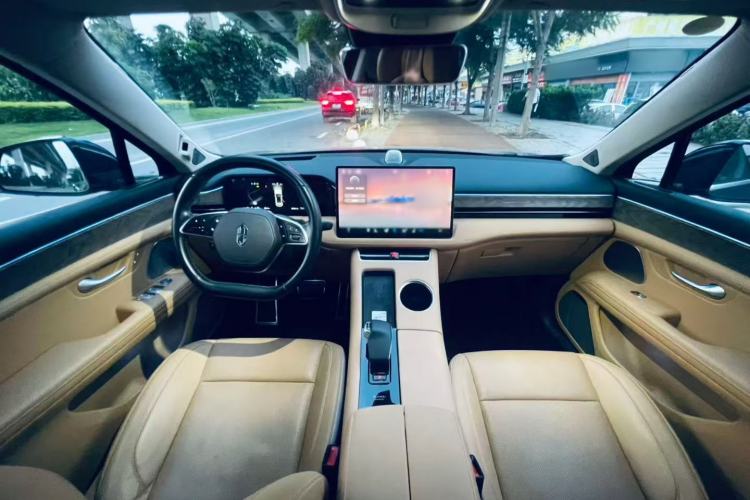 Used Hima AITO M5 2022 Extended-Range Four-Wheel Drive Performance Version
