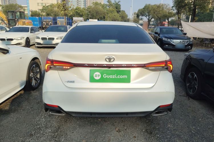 Used Toyota Avalon 2019 2.0L Luxury Edition China VI Standard
