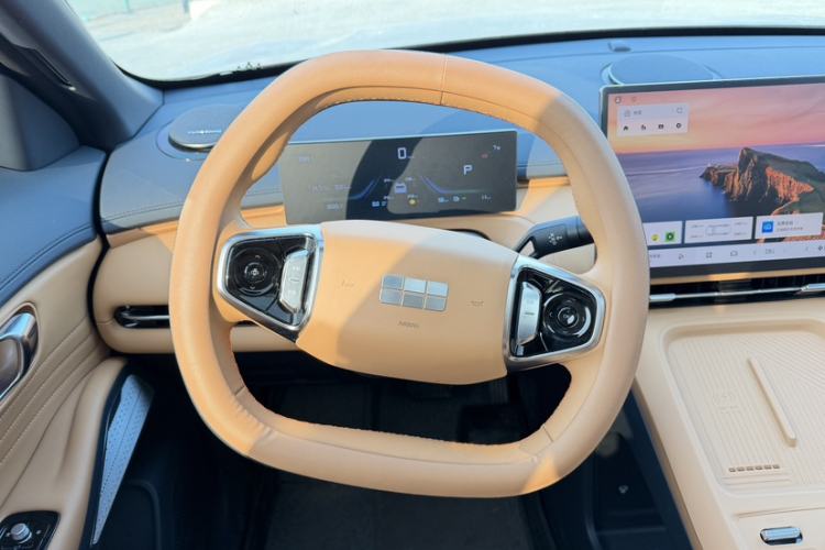 Used  Galaxy Xingjian 7 EM-i 2025 120km Launch+ Version
