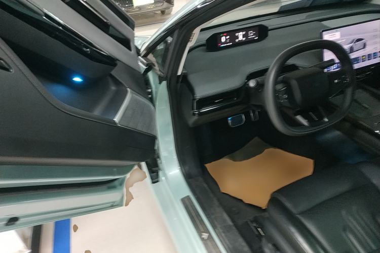 Used  GT 2023 560 Rear-Drive Seven-Wing Edition
