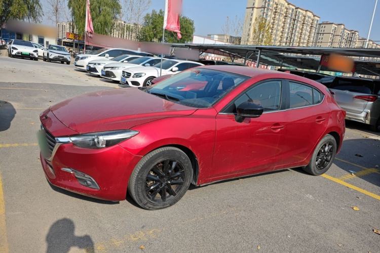 Used Mazda Mazda 3 Axela 2017 Hatchback 1.5L Automatic Comfort Model Emission Standard China V
