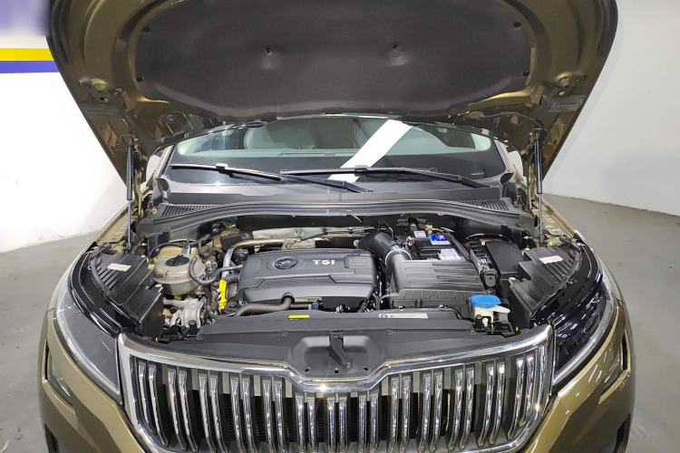 Used Skoda Kodiaq 2017 TSI330 7-Seater Two-Wheel-Drive Luxury Edition
