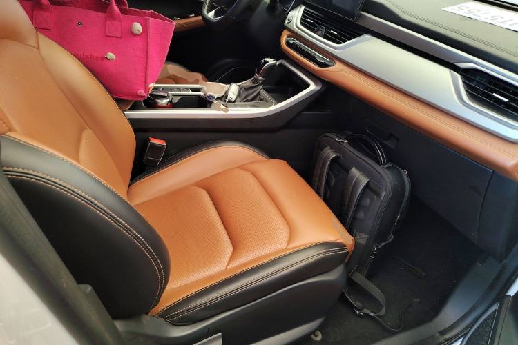 Used Geely Auto Vision X6 2020 1.4T CVT Luxury Edition
