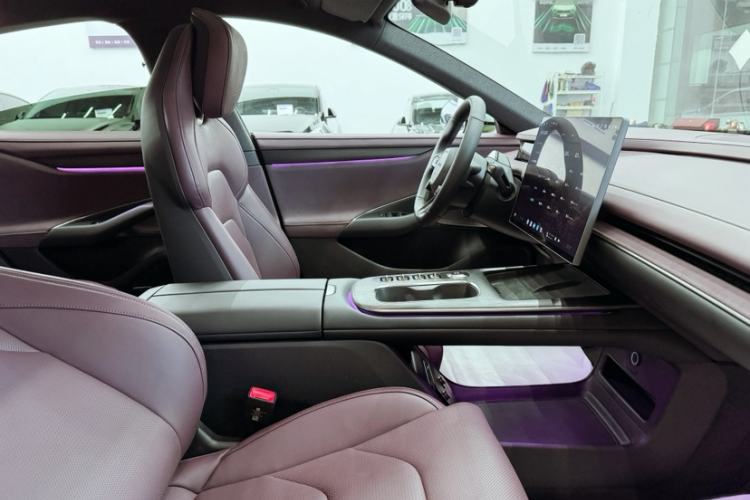 Used  SU7 2024 Rear-Drive Ultra-Long Range Advanced Pro-Level Intelligent Driving Version