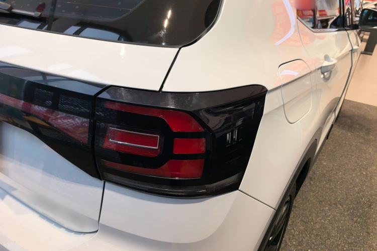 Used Volkswagen Tacqua 2021 200TSI DSG JoyConnect Edition
