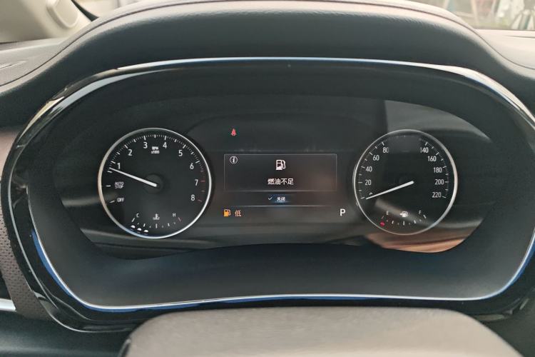 Used Buick GL8 2023 Land Executive Class Comfort Model