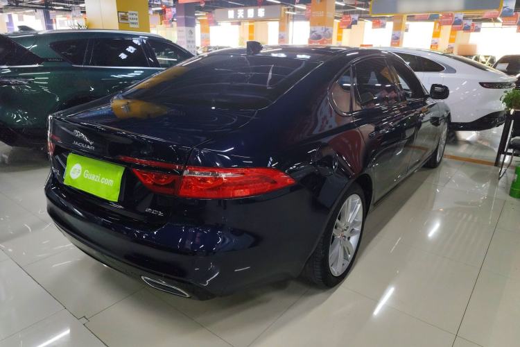 Used Jaguar XFL 2020 XFL 2.0T P200 Two-Wheel-Drive Rally Flag Edition
