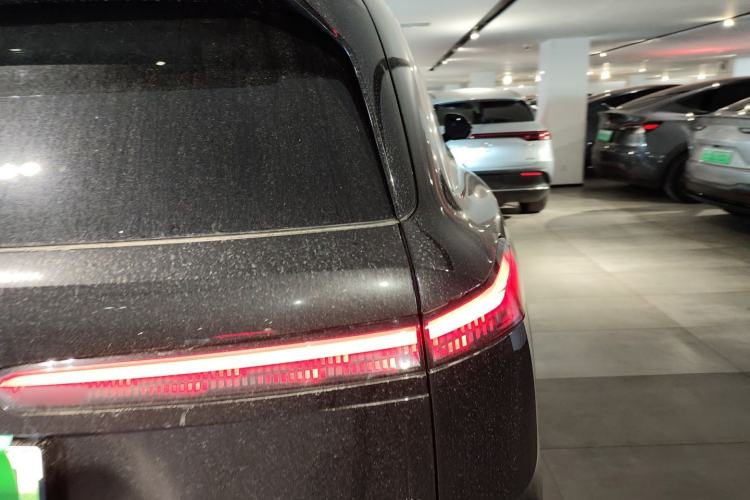 Used ONVO Luxeed L90 
