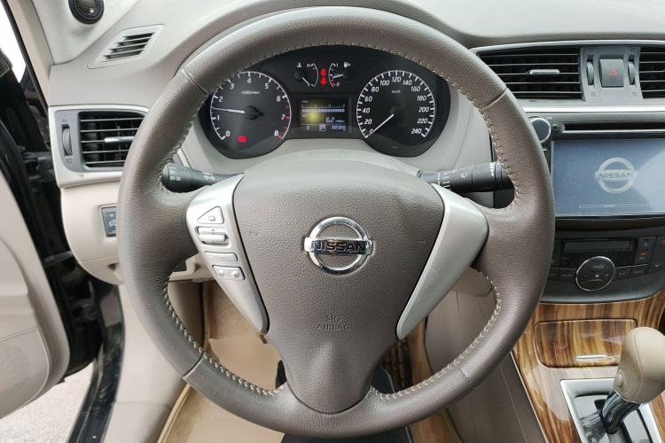 Used Nissan Sylphy 2014 1.6XV CVT Deluxe Edition
