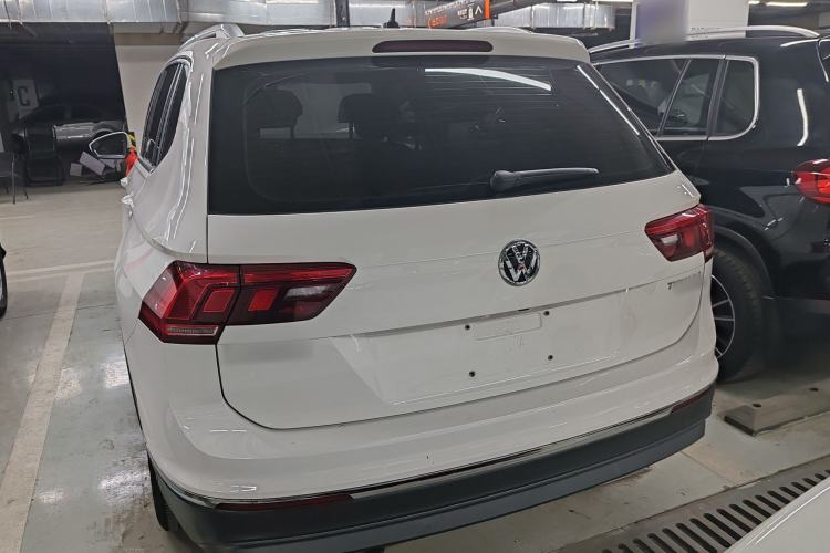 Used Volkswagen Tiguan L 2017 330TSI Automatic Two-Wheel Drive Luxury Edition
