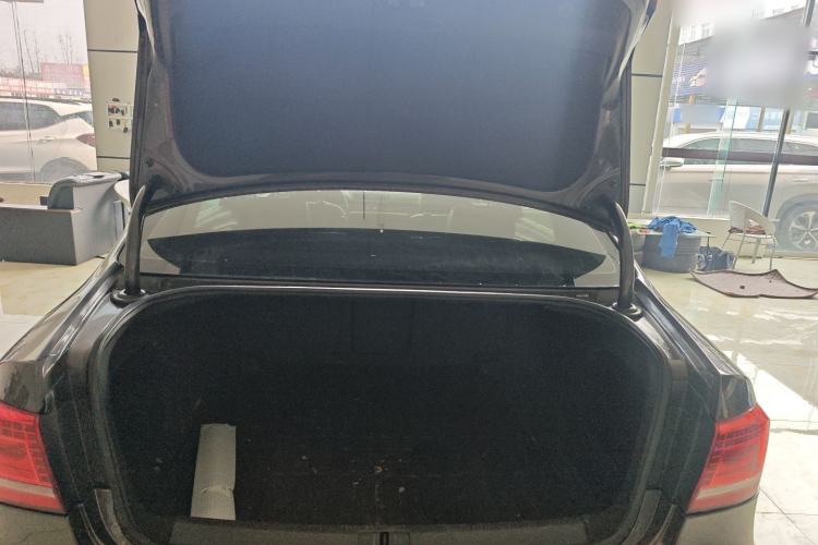 Used Volkswagen Magotan 2015 Facelift 1.8TSI Luxury Model