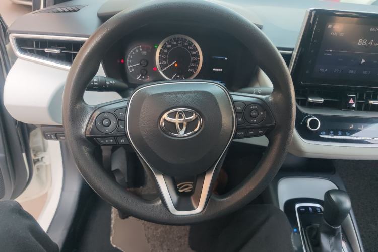 Used Toyota Levin 2019 185T CVT Luxury Edition China VI Standard
