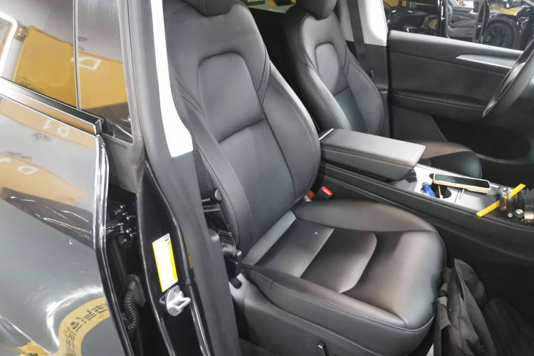 Used Tesla Model Y 2024 Long-Range All-Wheel-Drive Version