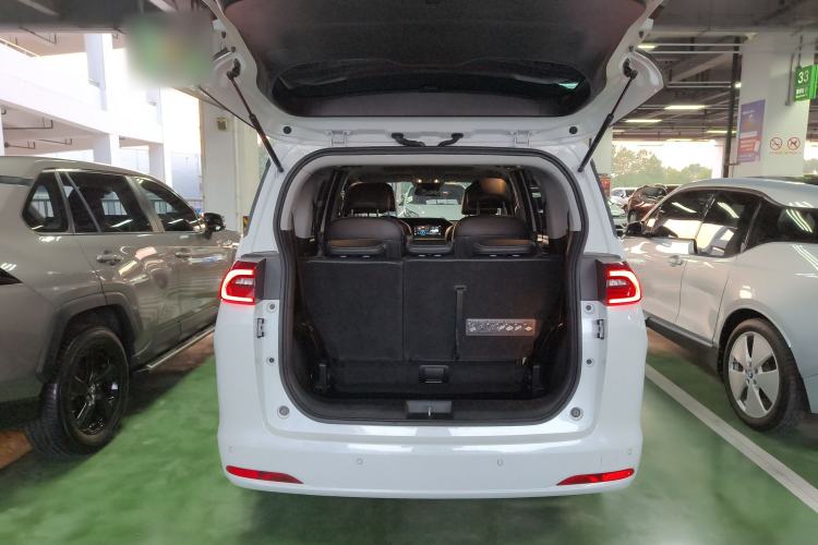 Used GAC Trumpchi M6 2023 PRO 270T DCT Luxury Edition
