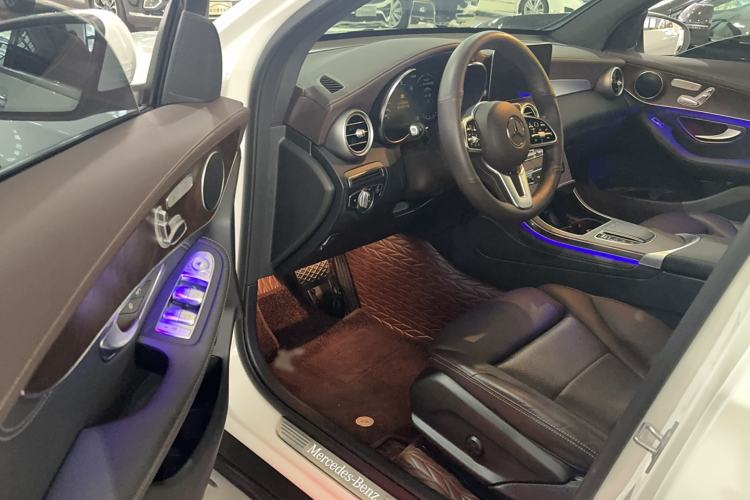 Used Mercedes-Benz GLC 2020 Facelift GLC 260 L 4MATIC Luxury Edition
