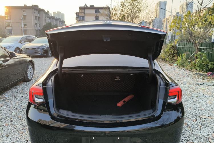 Used Buick Regal 2020 552T Luxury Version
