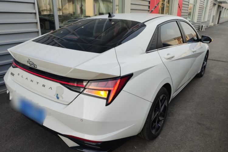 Used Hyundai Elantra 2021 1.5L CVT LUX Prestige Edition