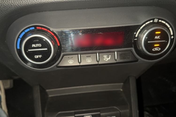 Used Kia Stonic 2021 1.4L CVT Sunroof Model
