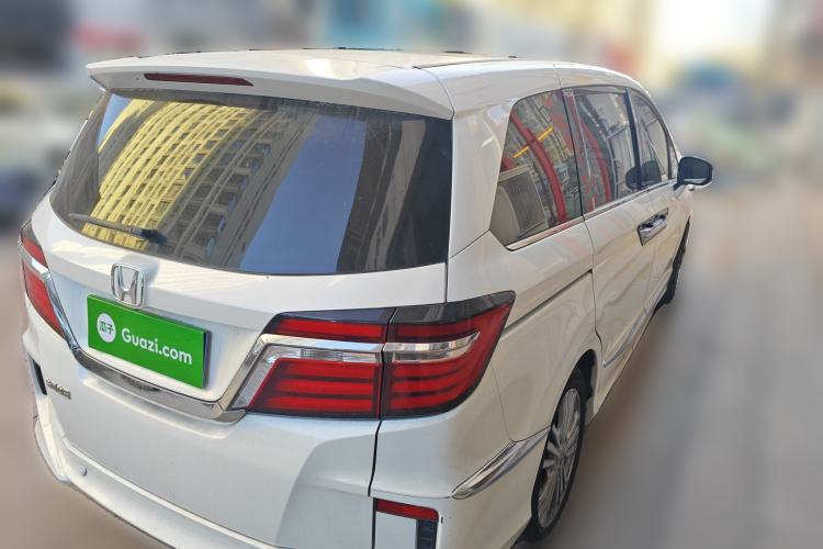 Used Honda Elysion 2016 2.4L Luxury Edition
