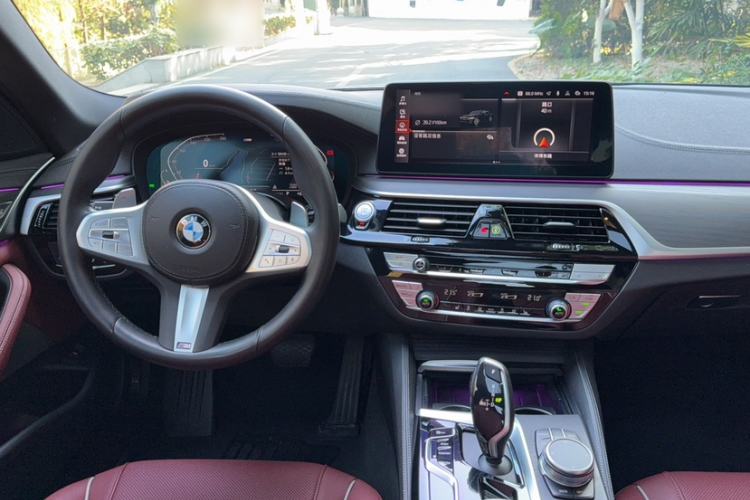 Used BMW 5 Series 2022 Second Facelift 530Li Leading Edition M Sport Package
