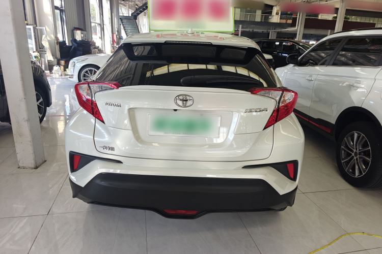 Used Toyota IZOA 2018 2.0L Yidong Edition China VI

