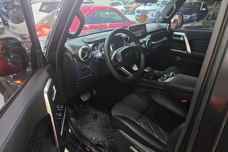 Used BAIC Off-Road BJ40 2021 2.0D Automatic Four-Wheel Drive Blade Hero Edition Pioneer Model