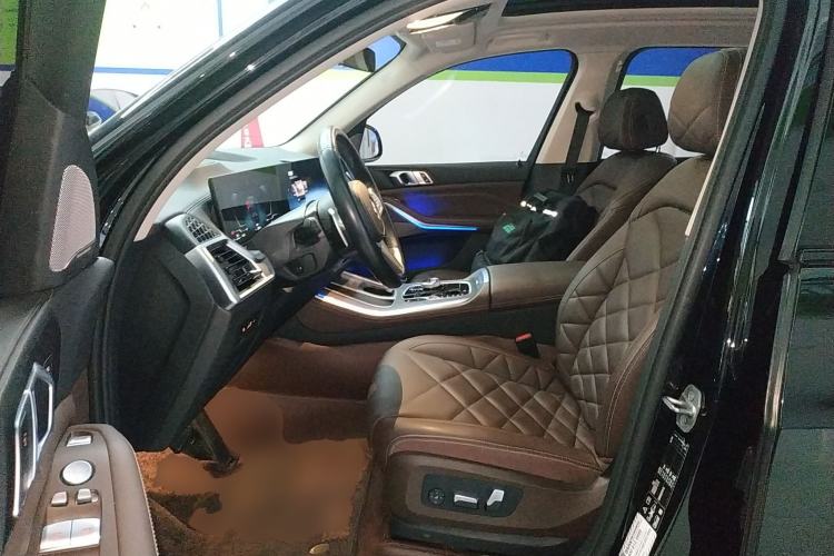 Used BMW X5 2023 xDrive 30Li Luxury M Sport Night Edition Package
