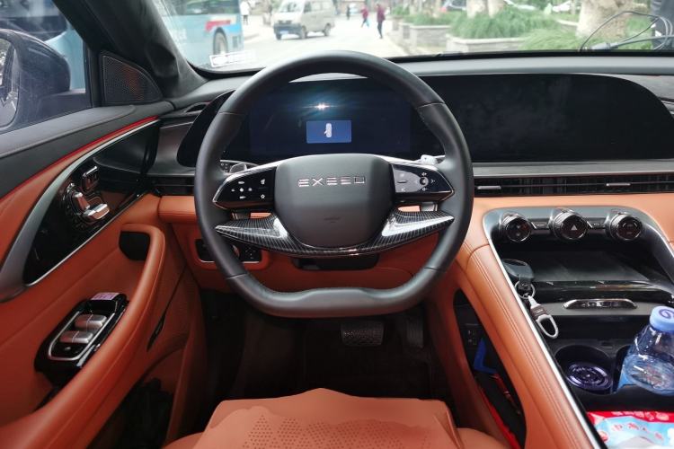 Used  Lingyun 2025 400T Four-Wheel Drive Star Prestige Edition
