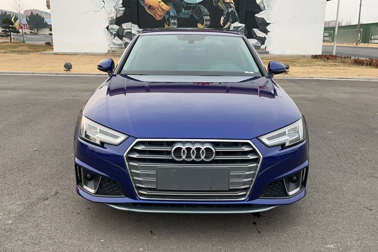 Used Audi A4L 2019 40 TFSI Fashion Edition China VI Emission Standard
