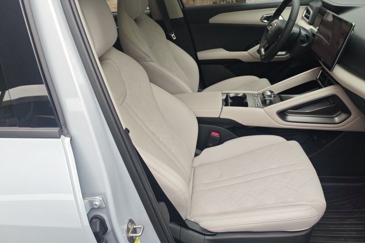 Used BYD Yuan UP 2024 401KM Beyond Edition