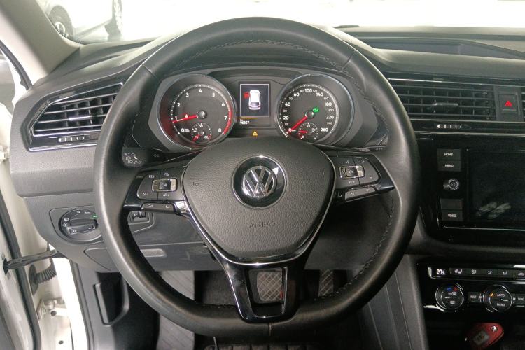 Used Volkswagen Tiguan L 2018 Facelift 330TSI Automatic Two-Wheel Drive Luxury Edition
