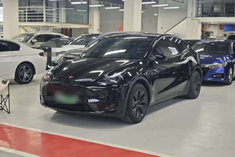 Used Tesla Model Y 2023 Rear-Wheel-Drive Version